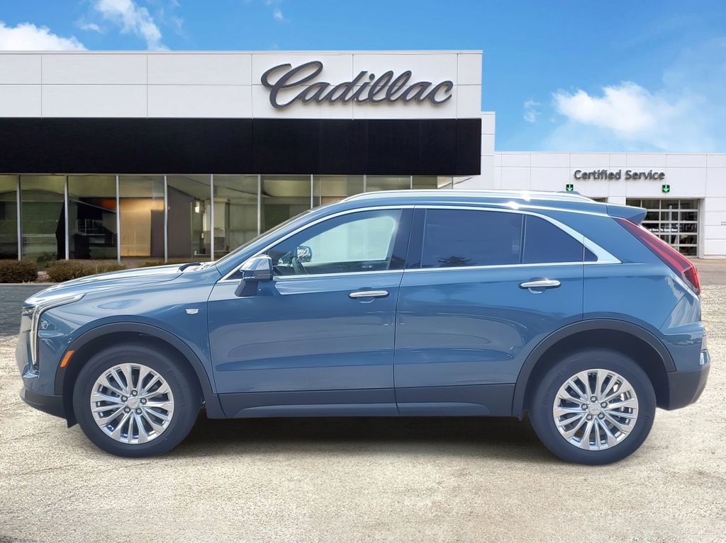 2024 Cadillac XT4 Luxury 4