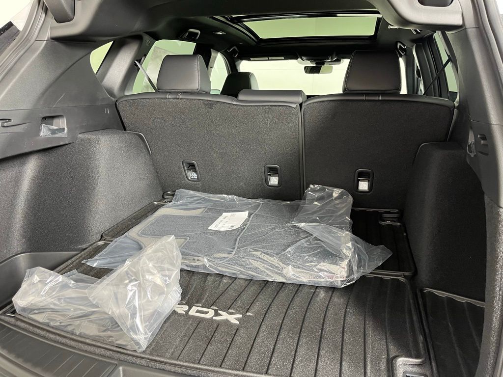 Thumbnail: 2026 Acura RDX - 20