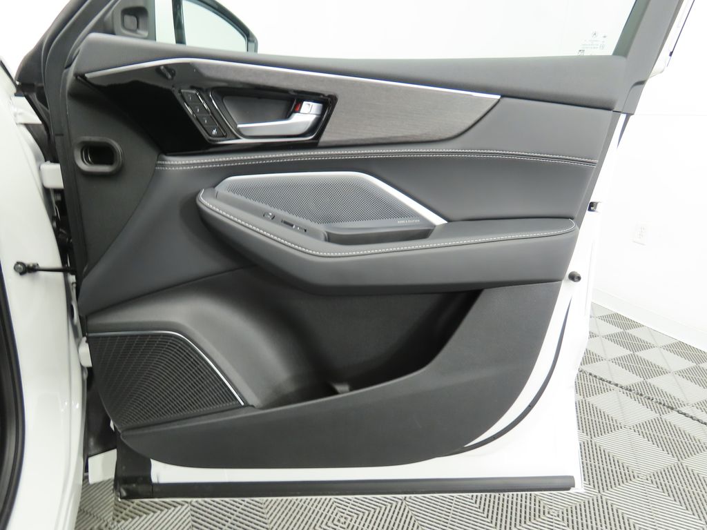 2025 Acura MDX Advance 27