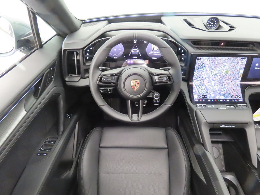 Thumbnail: 2026 Porsche Cayenne - 17