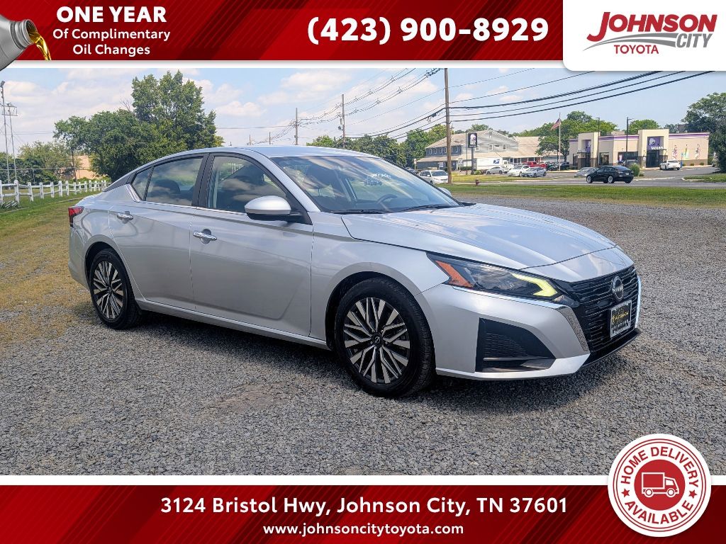 2023 Nissan Altima 2.5 SV FWD