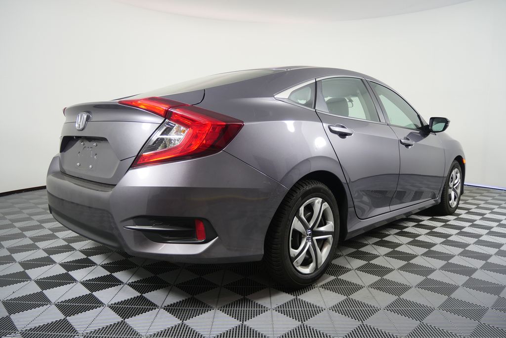 Thumbnail: 2017 Honda Civic - 3