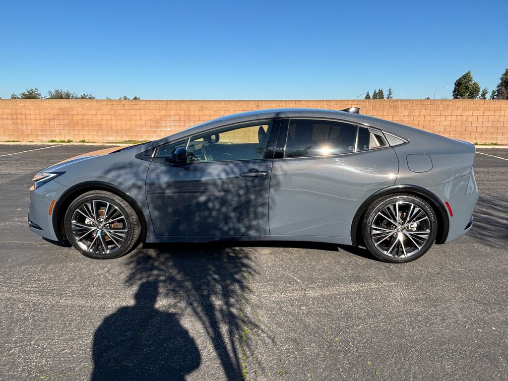 Thumbnail: 2024 Toyota Prius - 8