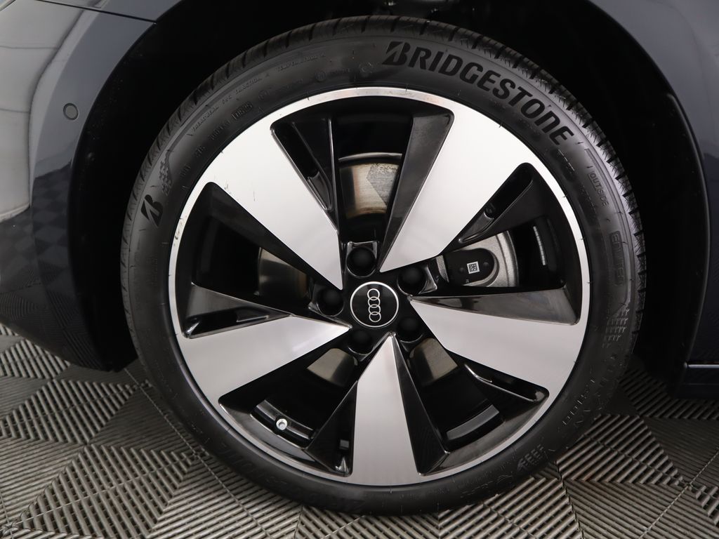 Thumbnail: 2025 Audi A5 - 32