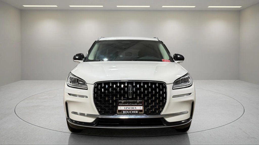 Certified Used 2023 Pristine White Metallic Tri-Coat Lincoln Reserve image 17