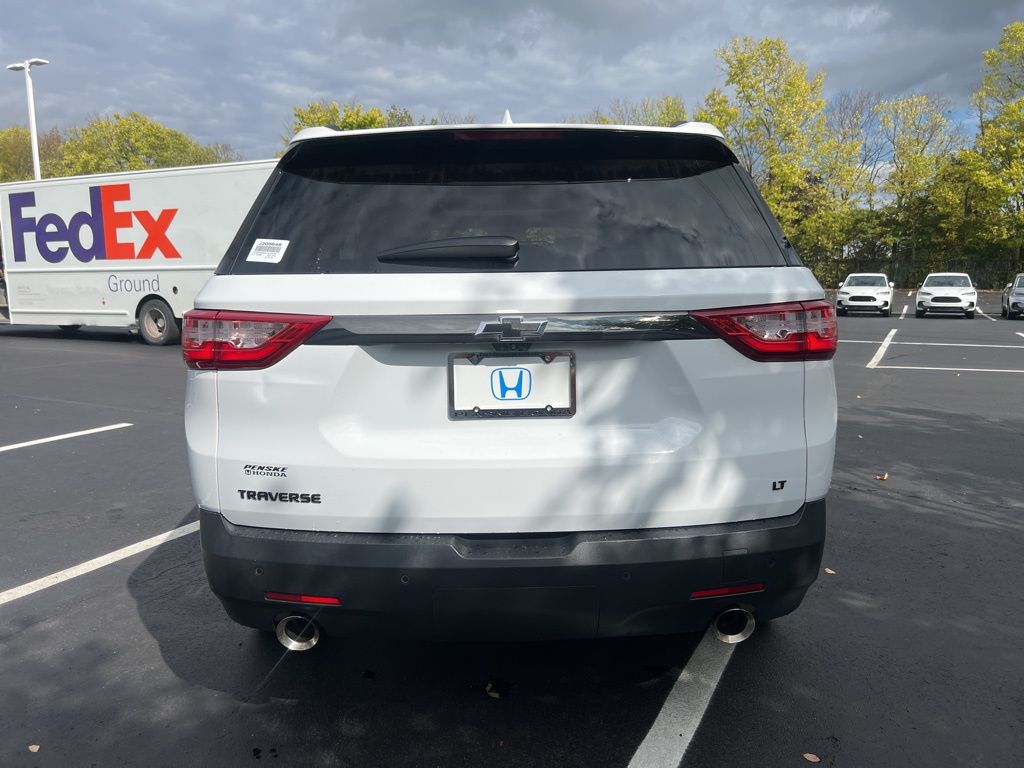 Thumbnail: 2019 Chevrolet Traverse - 4