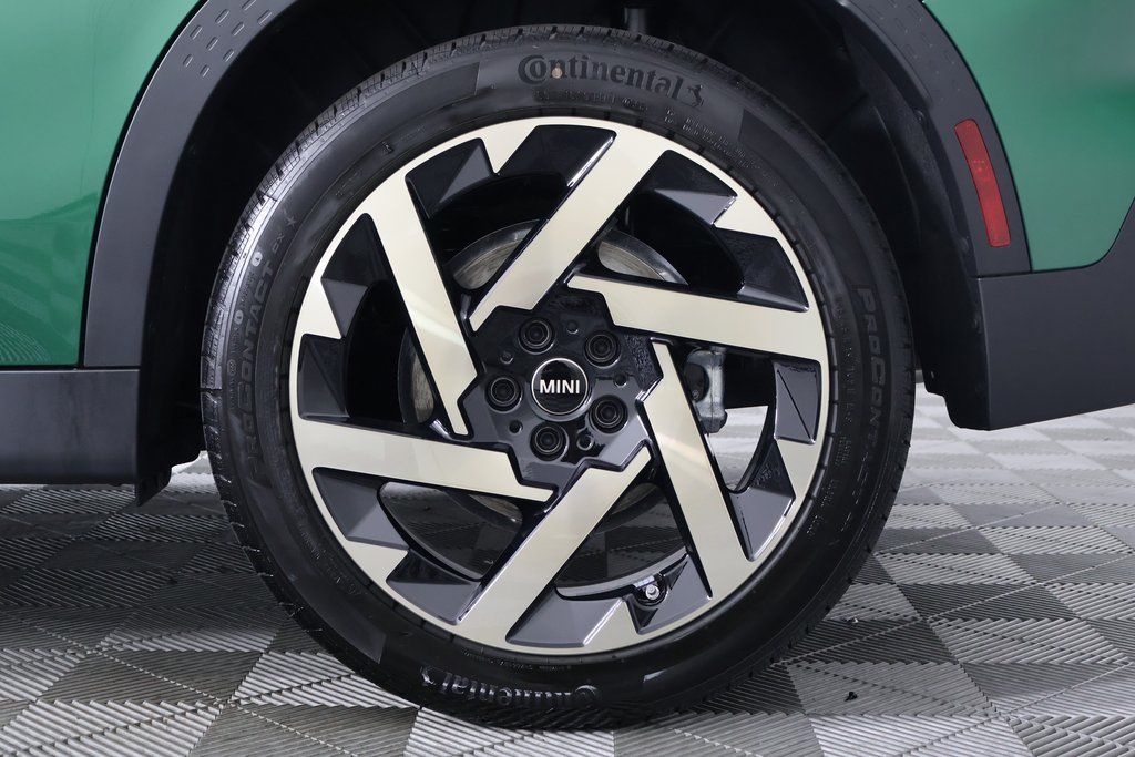 Thumbnail: 2027 MINI Cooper Countryman - 10
