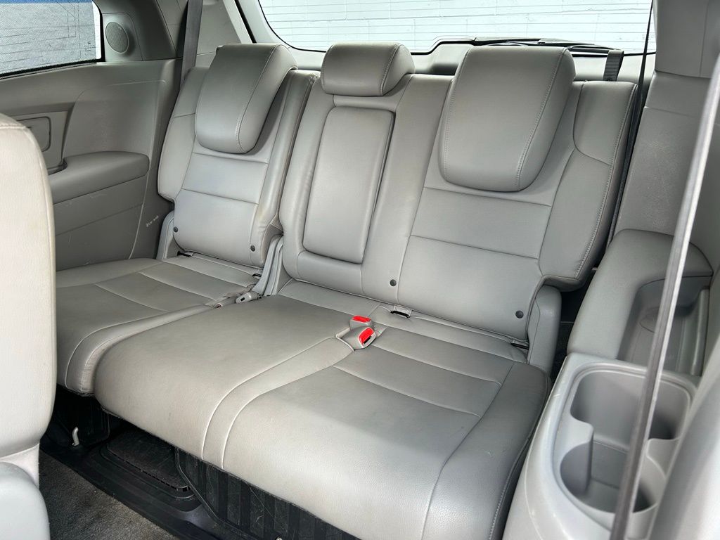 Thumbnail: 2012 Honda Odyssey - 21