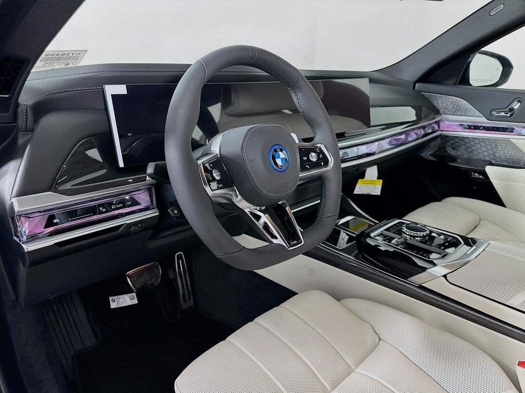 Thumbnail: 2026 BMW 7 Series - 9
