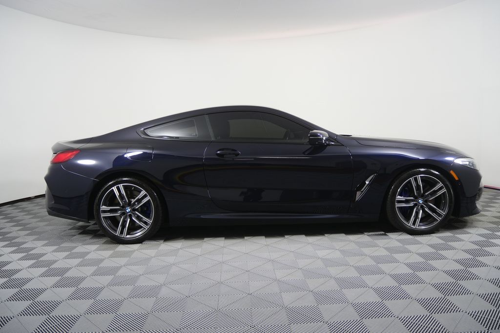 Thumbnail: 2022 BMW 8 Series - 2