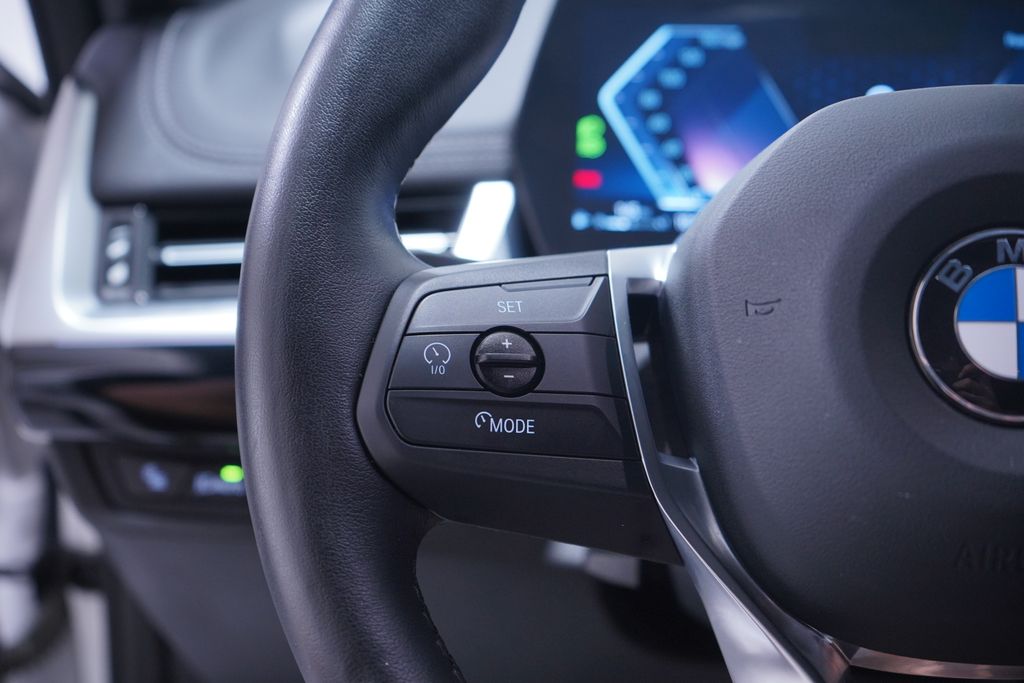 Thumbnail: 2025 BMW X1 - 19