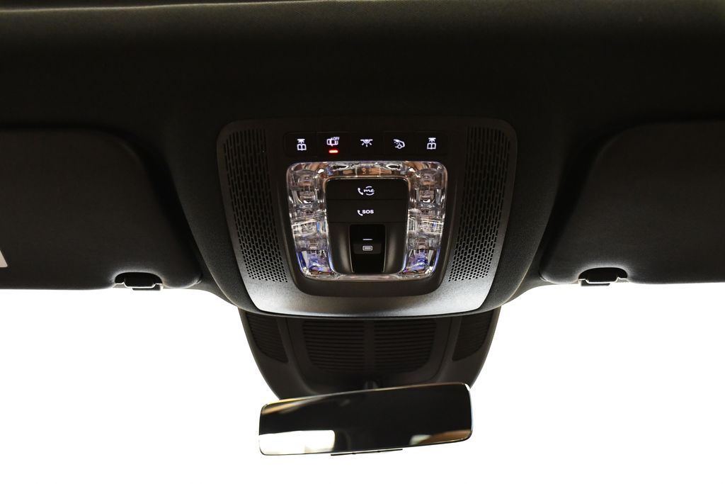 Thumbnail: 2025 Mercedes-Benz GLS - 18