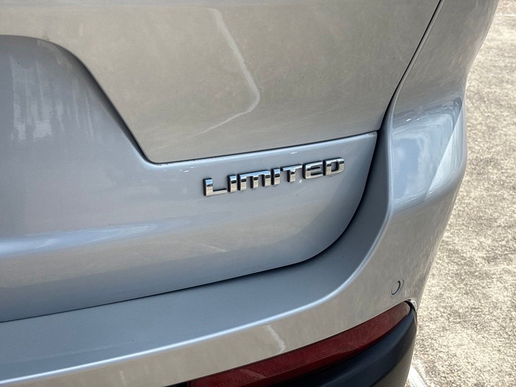 2022 Jeep Compass Limited Silver at Parkway Family Mazda