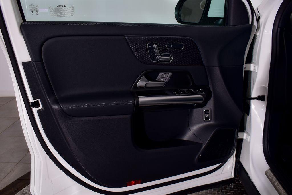 Thumbnail: 2026 Mercedes-Benz GLA - 8