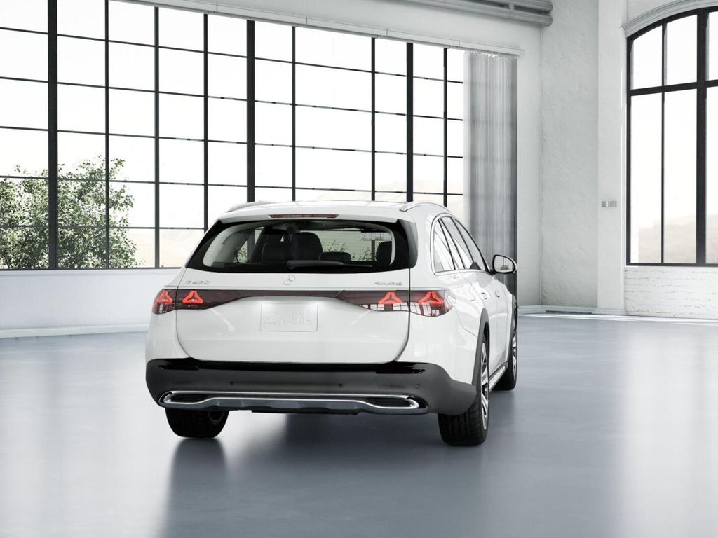 2025 Mercedes-Benz E-Class E 450 24