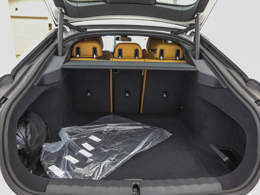 Thumbnail: 2026 BMW i4 - 24