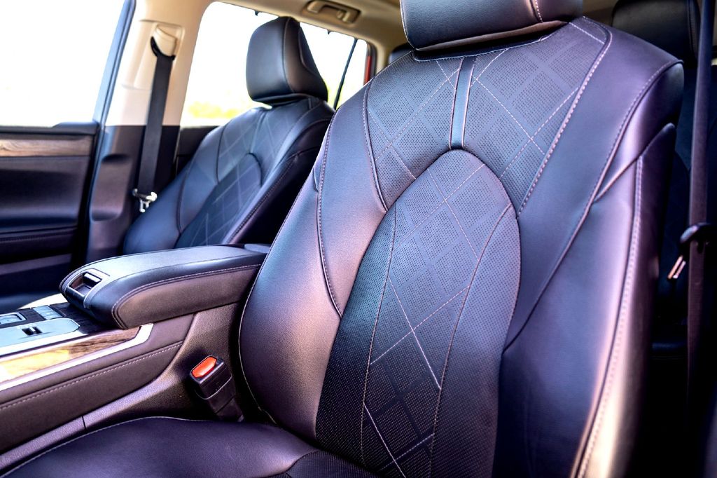 Used Car 2021 Toyota Highlander Hybrid  Platinum For Sale Under $35,000 In Taylor, Texas