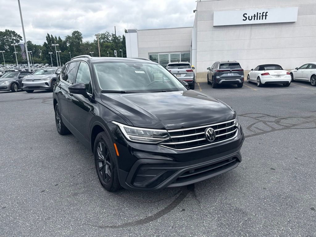 2024 Volkswagen Tiguan 2.0T SE Black at Audi Porsche Sewickley