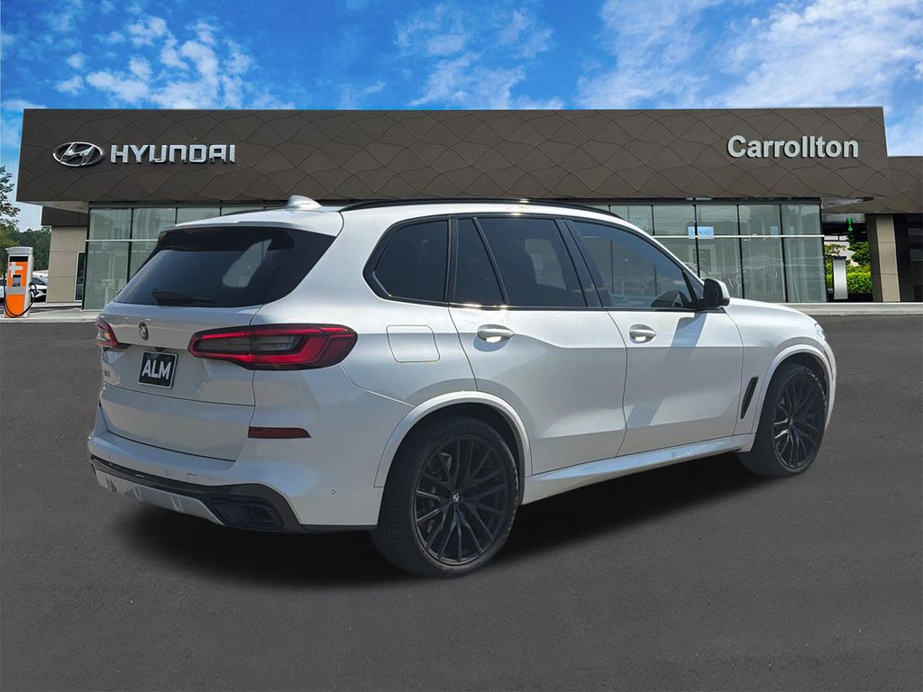Used 2020 White BMW xDrive40i image 5