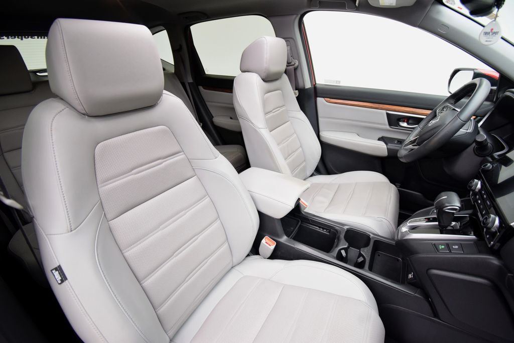 used 2021 Honda CR-V car, priced at $25,000