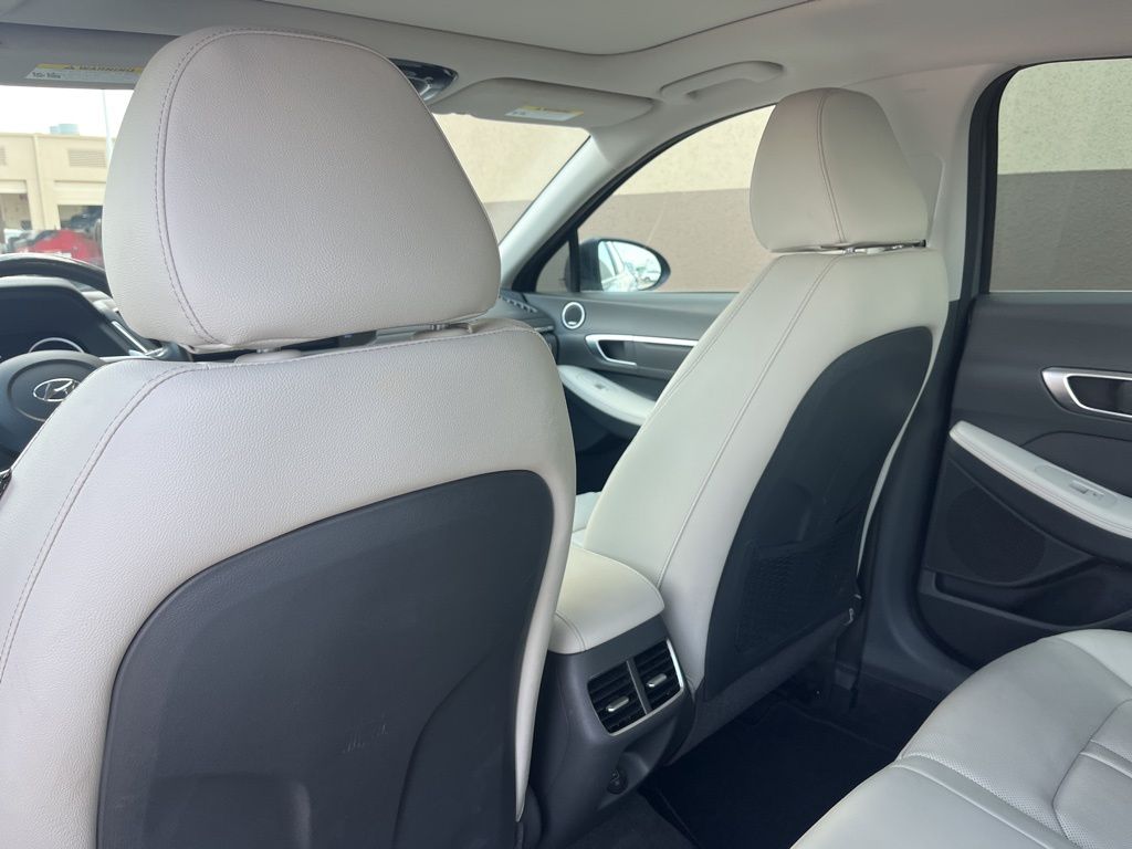 2022 Hyundai Sonata Limited 11