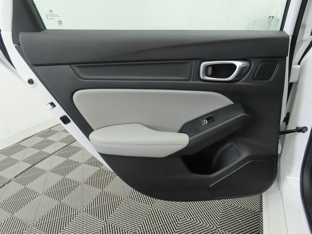 Thumbnail: 2025 Acura Integra - 28