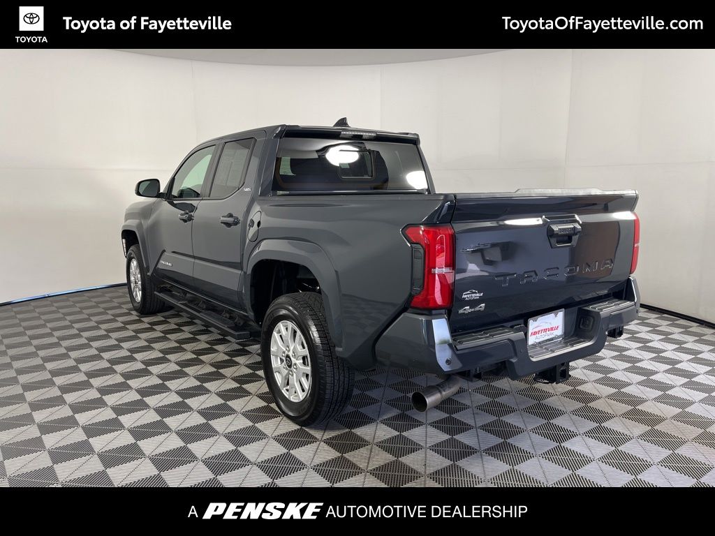 Thumbnail: 2025 Toyota Tacoma - 10