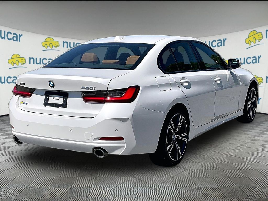 2023 BMW 3 Series — photo 6