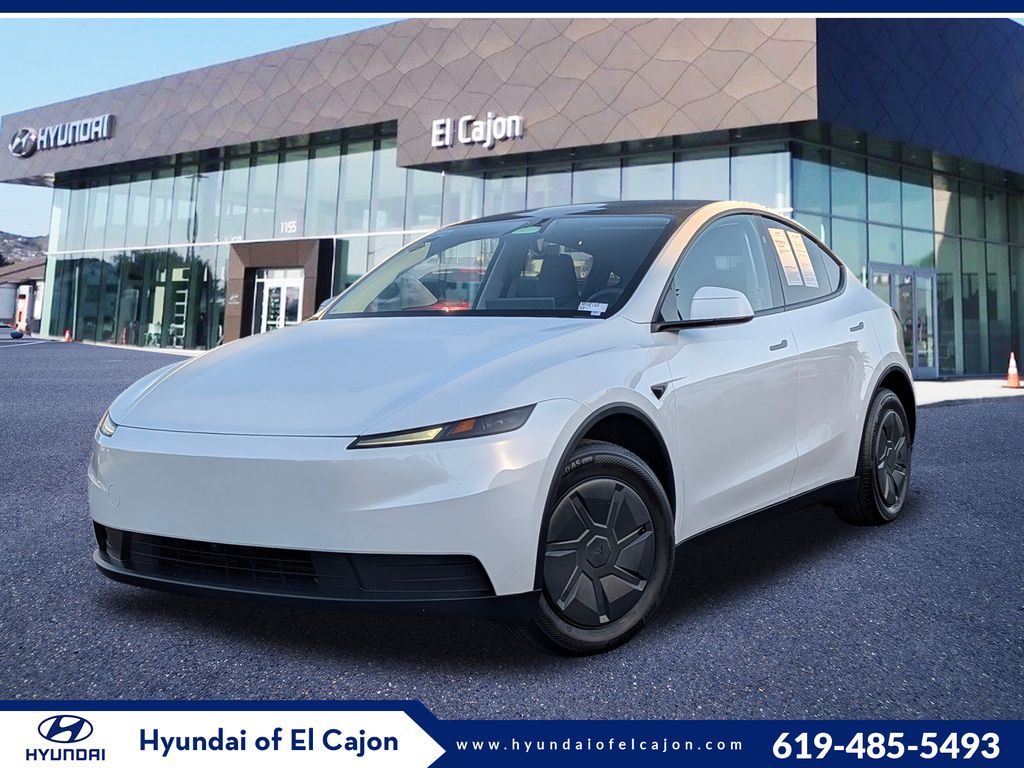 Pearl White Multi-Coat 2026 Tesla Model Y SUV / Crossover Rear-Wheel Drive 1-Speed Automatic