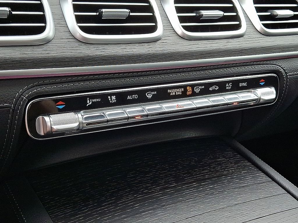 Thumbnail: 2026 Mercedes-Benz GLE - 11