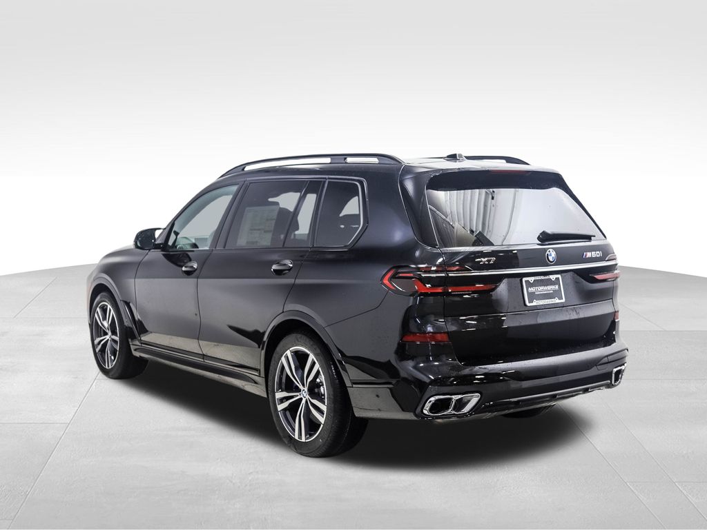 2025 BMW X7 M60i 3