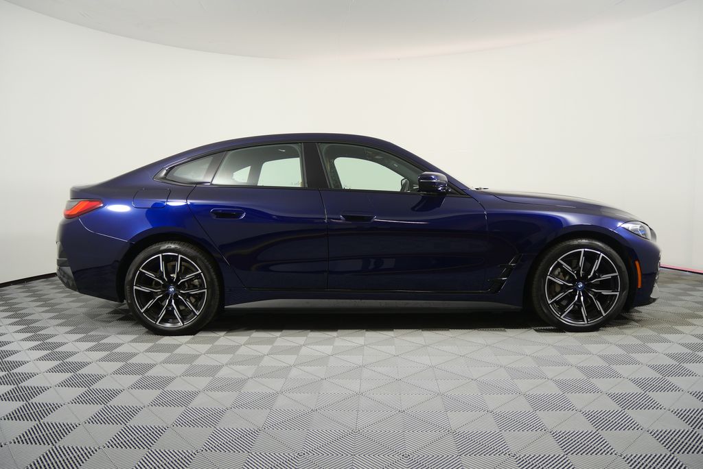 Thumbnail: 2022 BMW i4 - 2