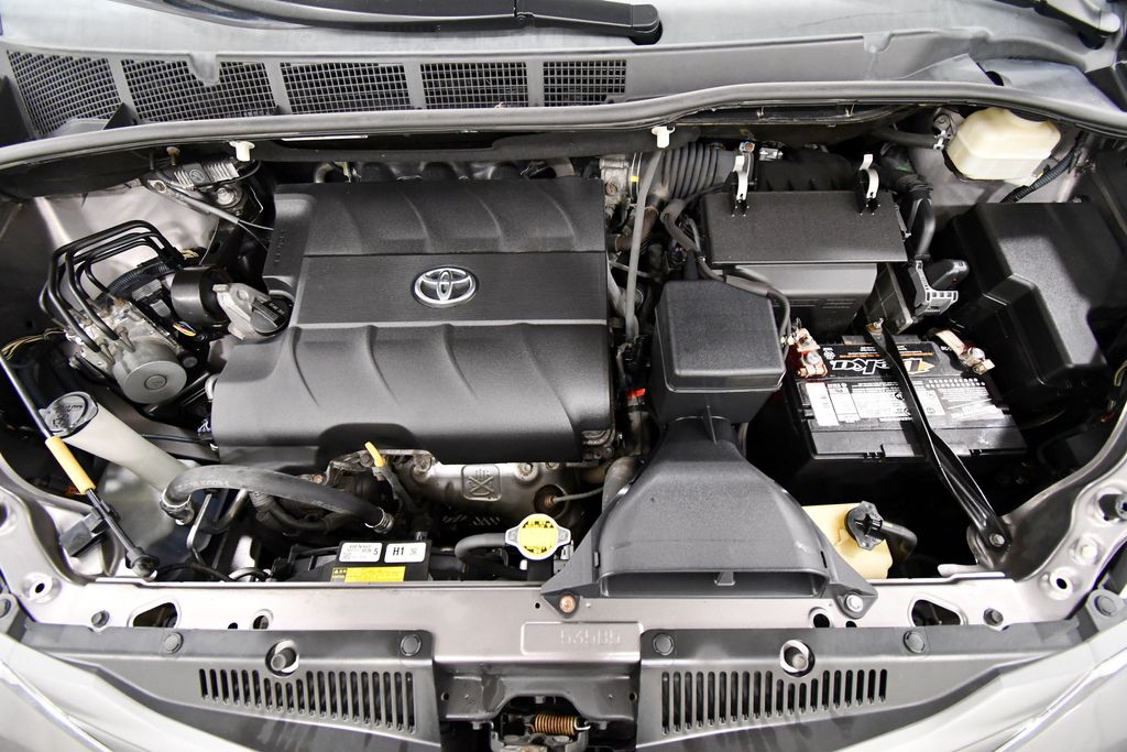 Used 2014 Toyota Sienna Van