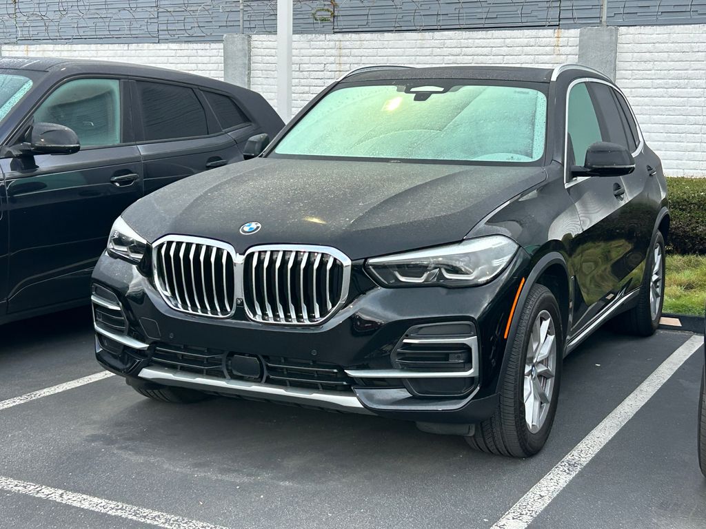 Thumbnail: 2023 BMW X5 - 2