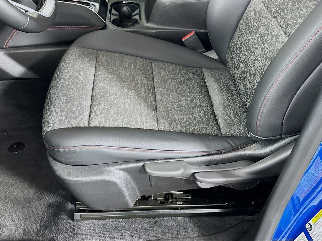 Thumbnail: 2023 Chevrolet Colorado - 19