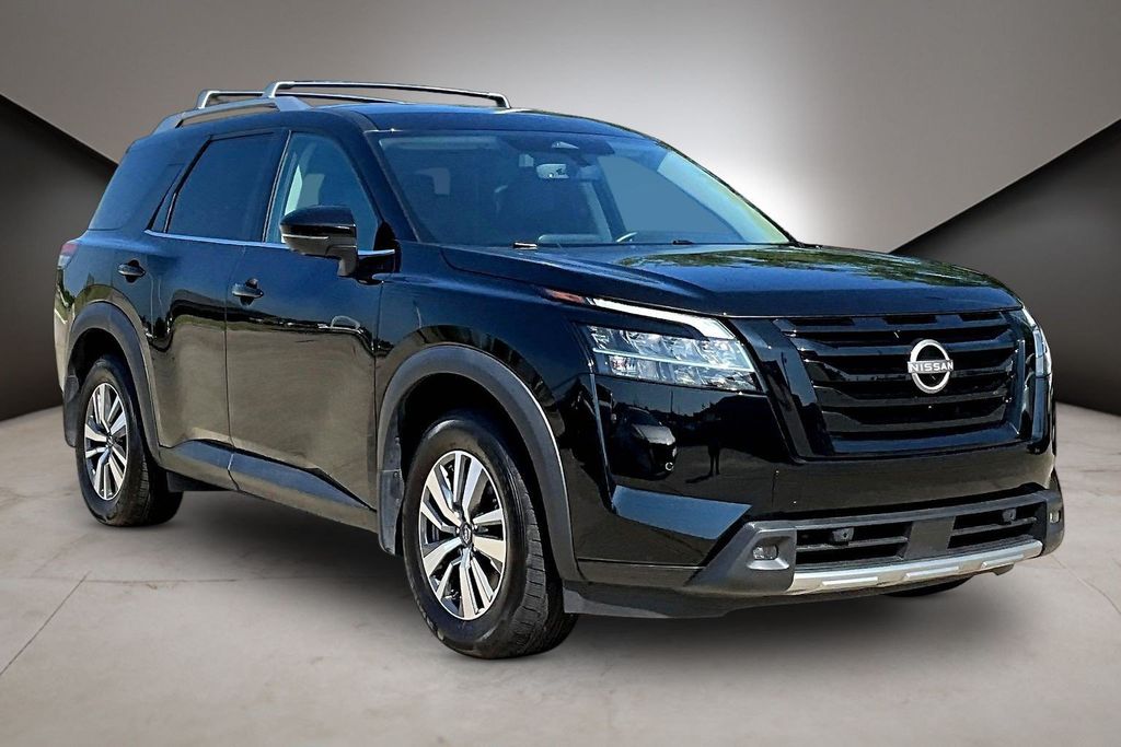 Photo 1 of 2024 Nissan Pathfinder SL