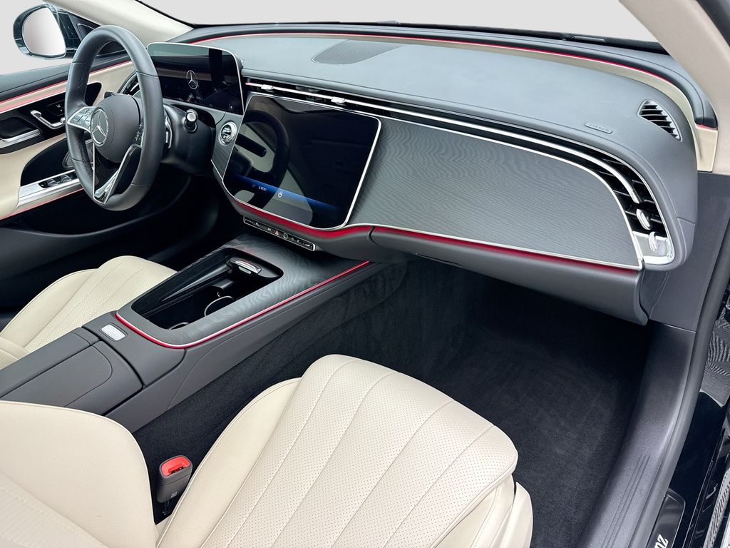 Thumbnail: 2025 Mercedes-Benz E-Class - 16