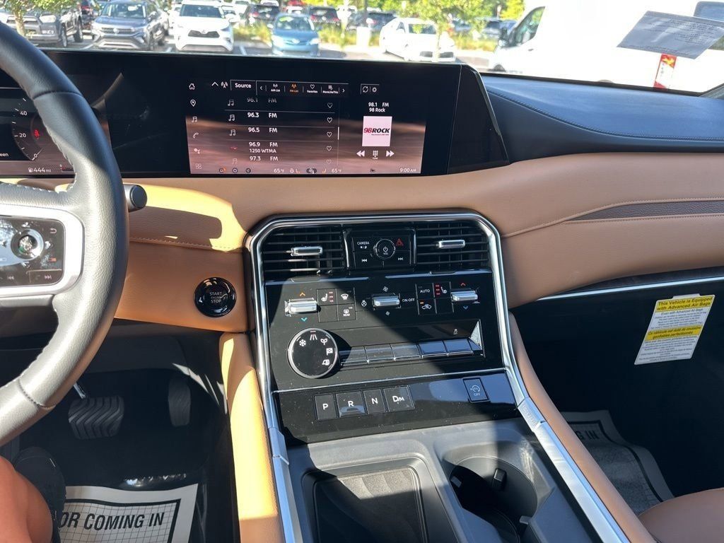 2025 Aspen White Tricoat Nissan Armada SL RWD SUV