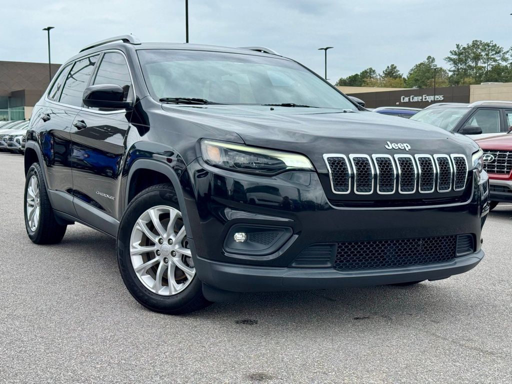 Diamond Black Crystal Pearlcoat 2019 Jeep Cherokee Latitude FWD SUV / Crossover Front-Wheel Drive 9-Speed Automatic