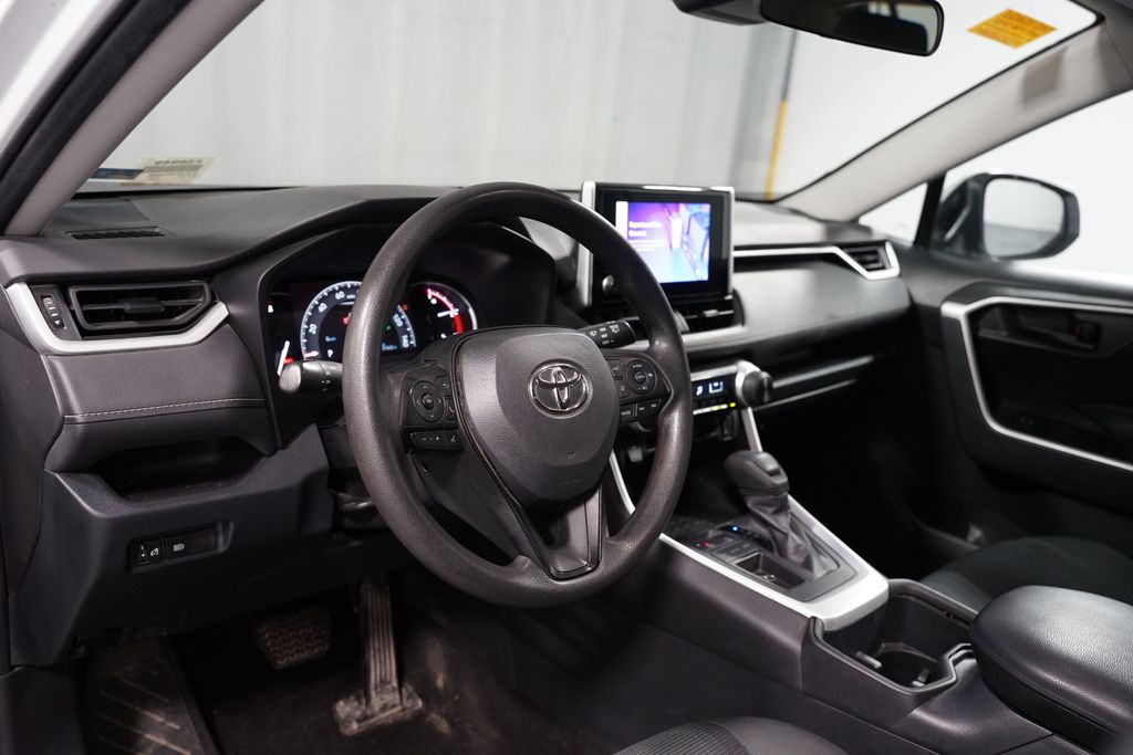 Thumbnail: 2023 Toyota RAV4 - 7