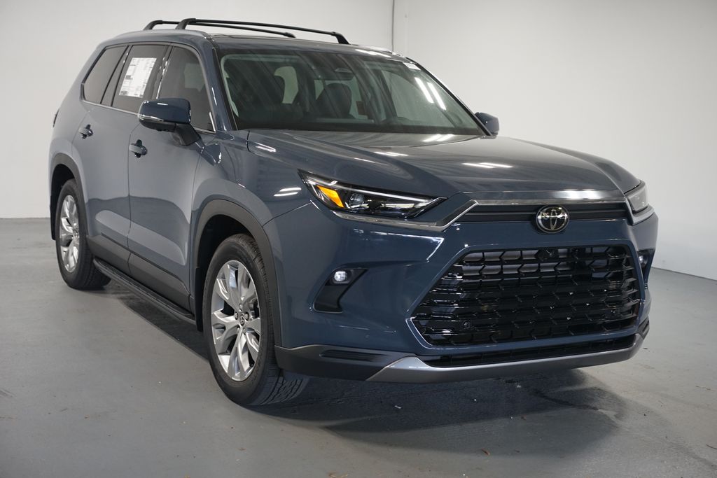 Thumbnail: 2026 Toyota Grand Highlander - 3
