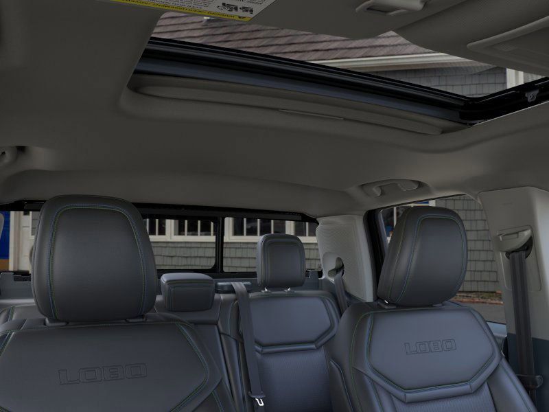 New 2026 Black Ford Lobo High image 12