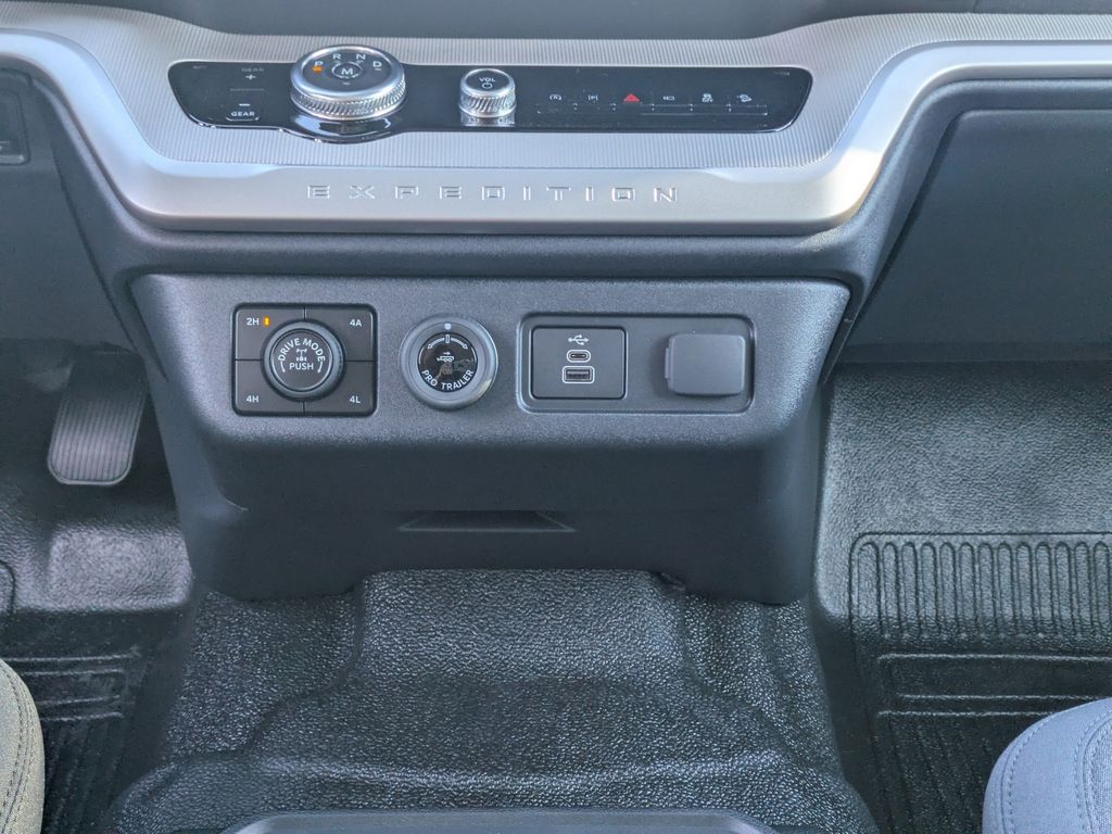 2026 Ford Expedition XL