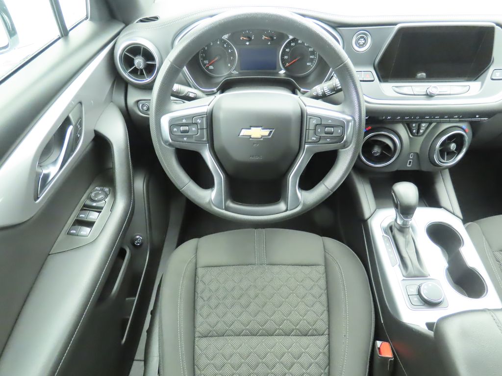 Thumbnail: 2022 Chevrolet Blazer - 10