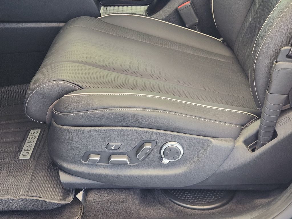 2023 Genesis GV80 3.5T Advanced + Green at Emmons Autoplex