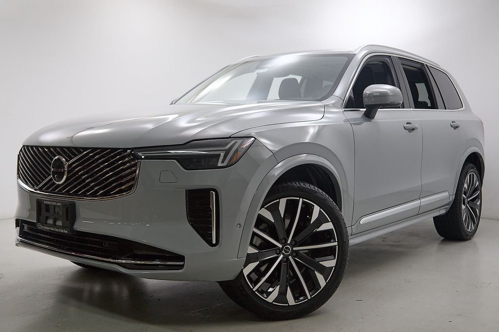 Gray (Vapour Grey Metallic) 2026 Volvo XC90 B6 Plus 7-Passenger AWD SUV / Crossover All-Wheel Drive Automatic