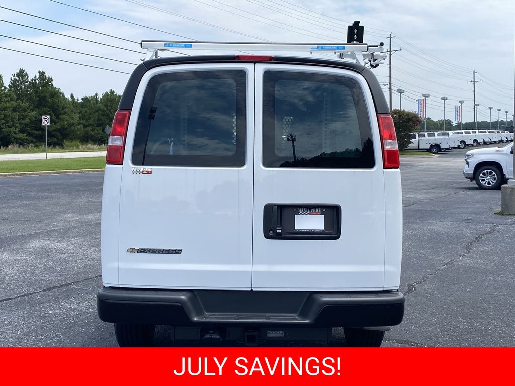 New 2026 Chevrolet Express 2500 Van