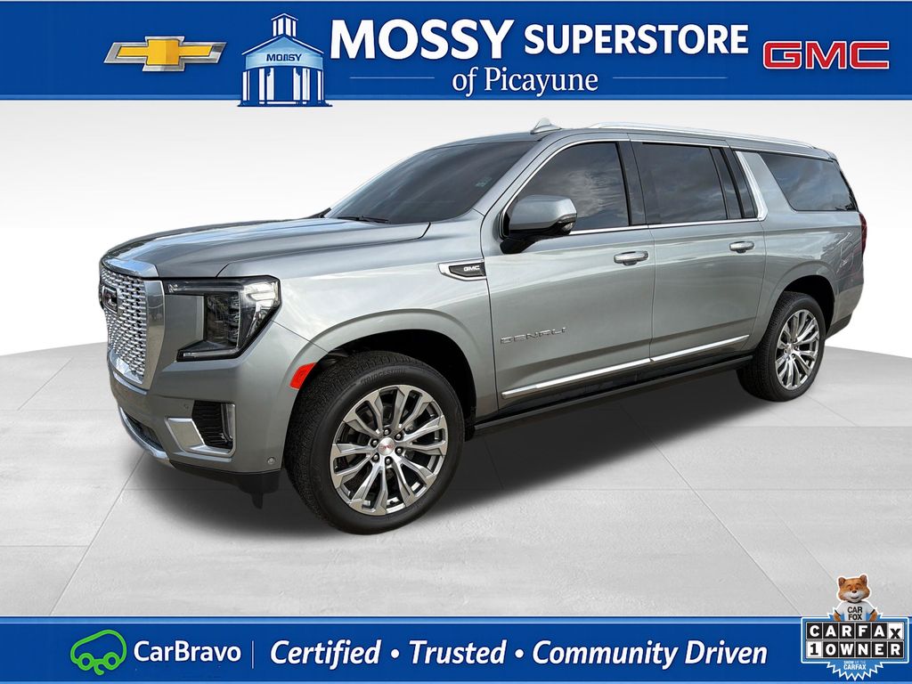 Sterling Metallic 2023 GMC Yukon XL Denali RWD SUV / Crossover 4X2