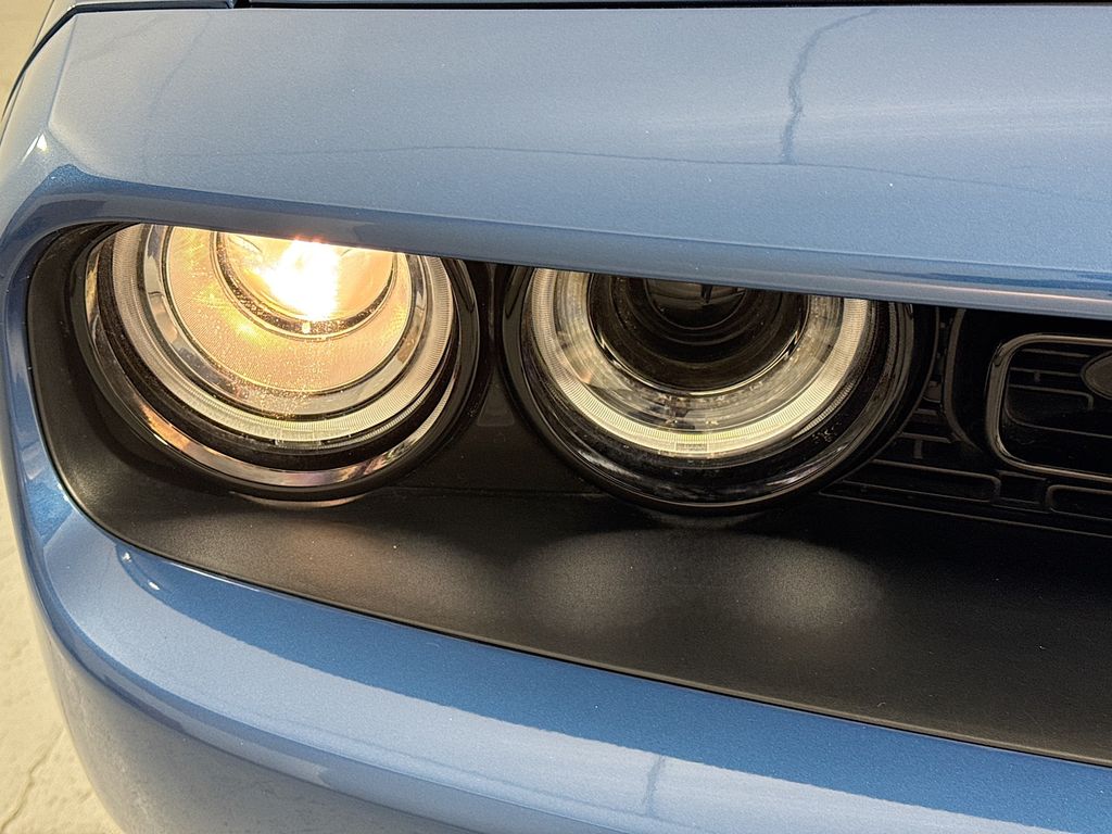 Used Car 2023 Dodge Challenger  Sxt For Sale Under $30,000 In San Antonio, Texas