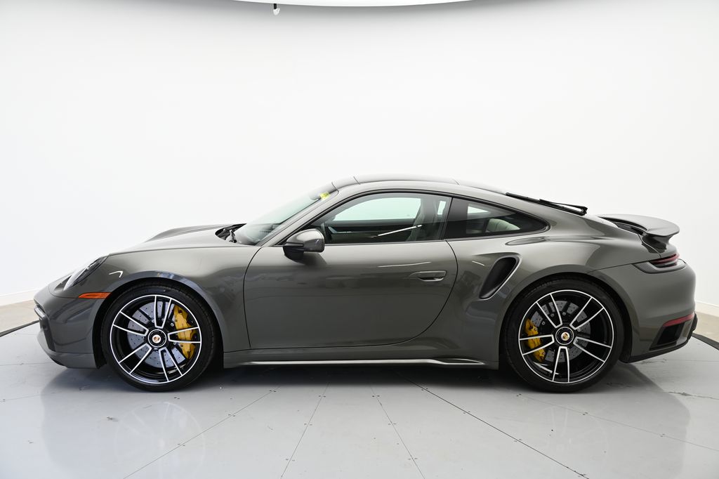 2021 Porsche 911 Turbo S 7